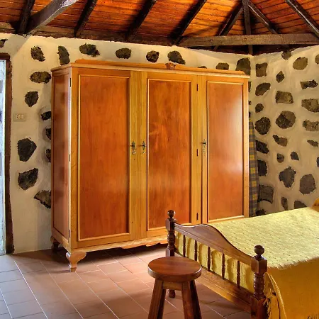 Authentic Holiday Full Of Character With Lots Of Privacy And Stunning View Vakantiehuis El Amparo